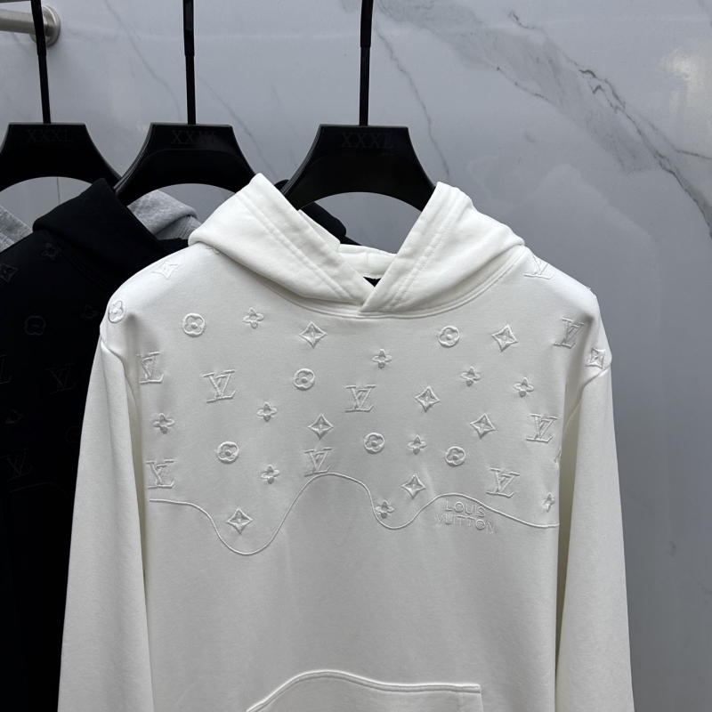 l0vis Vvtt0n hoodies